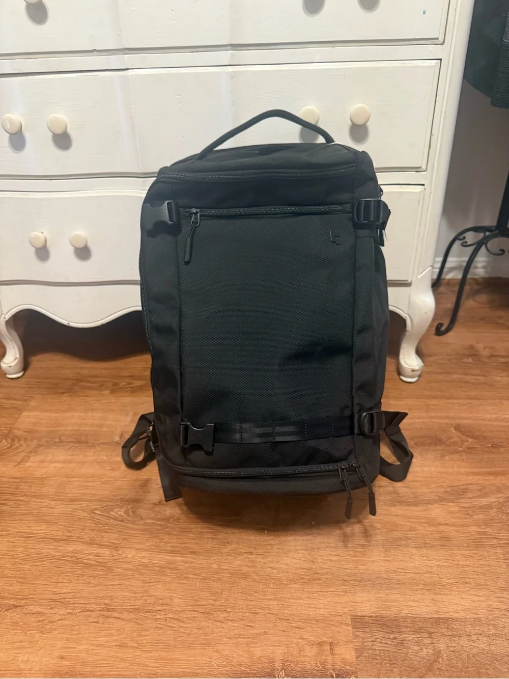 Tomtoc black backpack